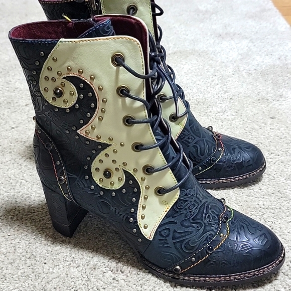 Womens Rare L’Artiste JULE leather boots sz. 8 Spring Step. Front lace, side zip - Picture 1 of 13
